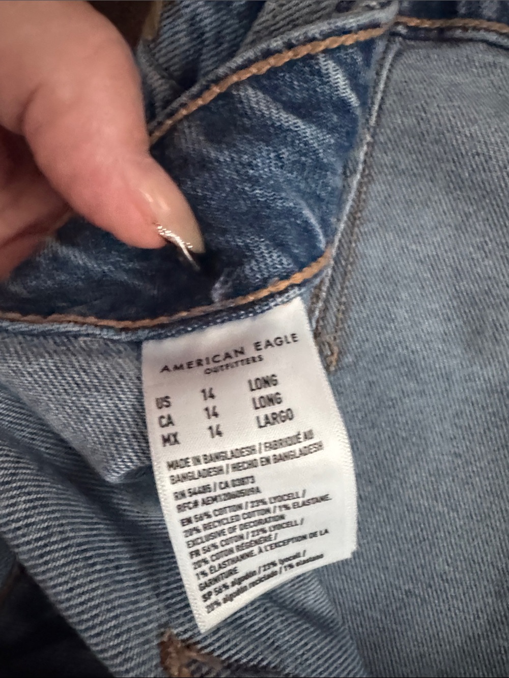 American Eagle Outfitters Light Wash Wide Leg Barrel Jeans with Drawstring - Picture 4 of 6